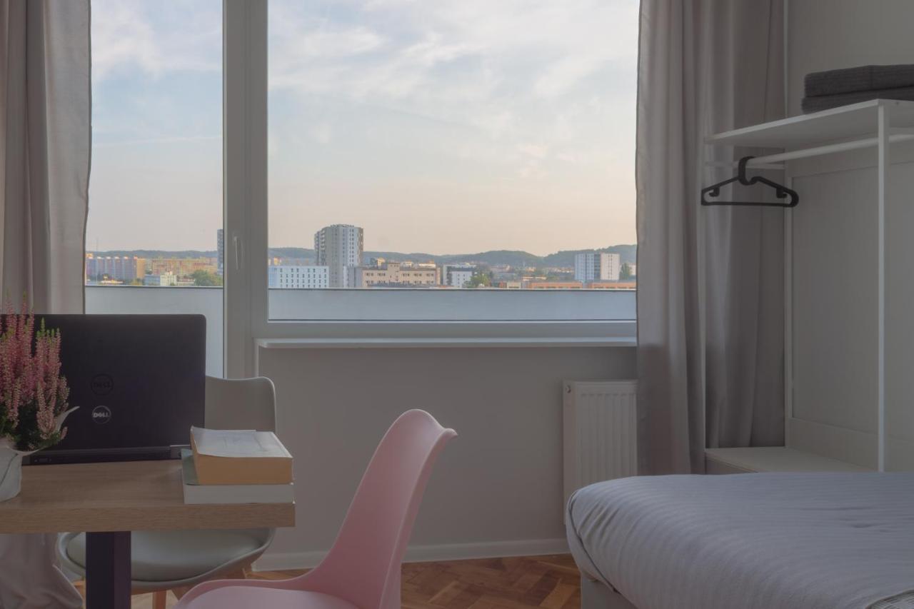 Initium Rooms - Pokoje Na Wynajem - Obroncow Wybrzeza 4D Γκντανσκ Εξωτερικό φωτογραφία