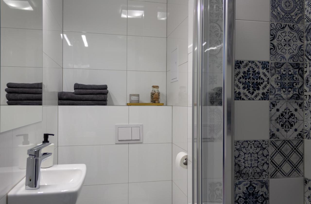 Initium Rooms - Pokoje Na Wynajem - Obroncow Wybrzeza 4D Γκντανσκ Εξωτερικό φωτογραφία